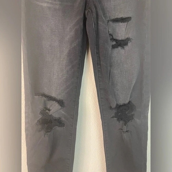 American Eagle Curvy Super Hi-Rise Soft Knit Distressed Jegging- size 23/000 NWT - Picture 6 of 7